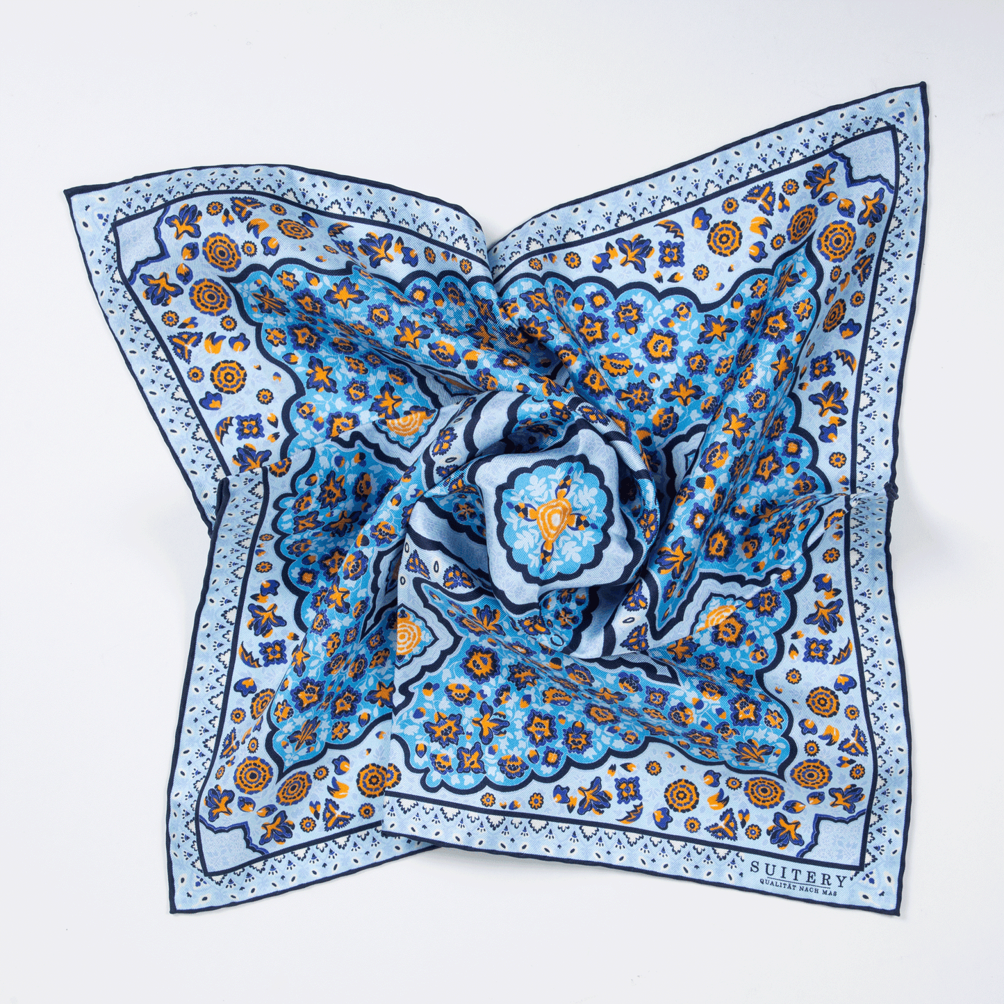 Einstecktuch Seide Mandala Babyblue Made in England