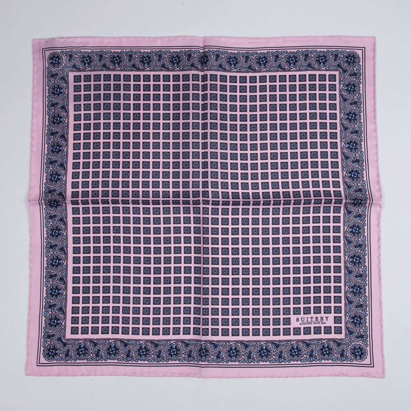 Einstecktuch Seide Monogram Pink Made in England