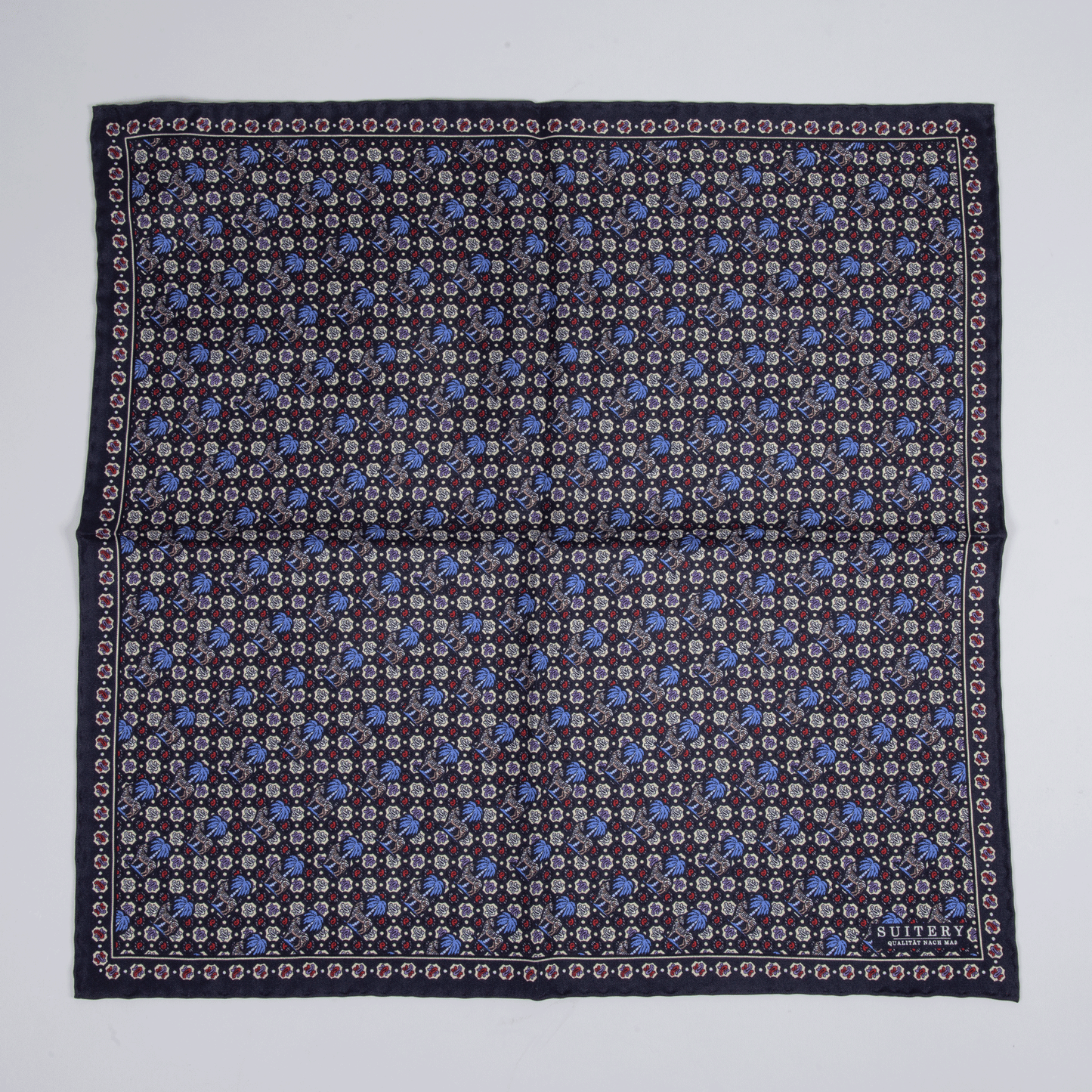 Einstecktuch Seide Print Zebra Navy Made in England