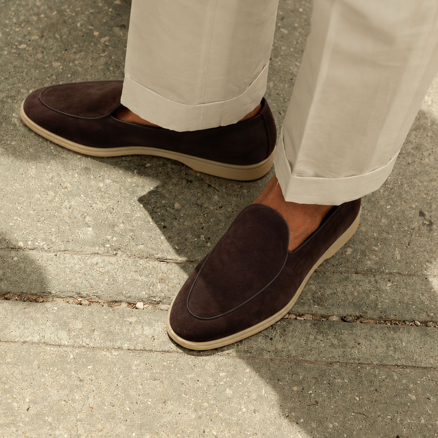 Belgian Loafer Velours Leder Sommelier Café